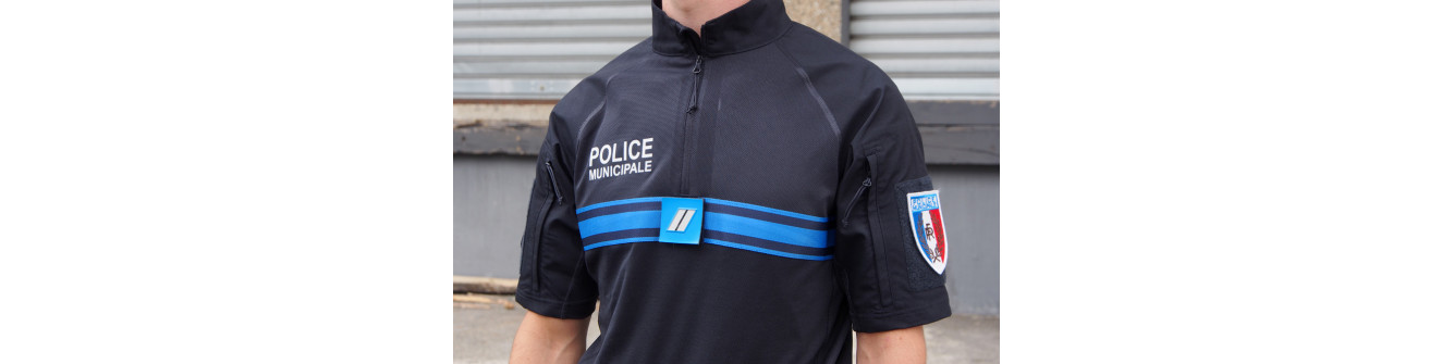 rester professionnels et performants avec une chemise de police : confort et résistance au rendez-vous.